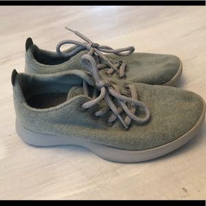 Allbirds Womens Wool Runners Sz7 Light Olive GUC